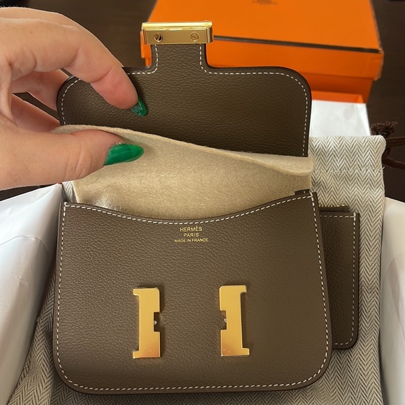 HERMES NEW IN BOX CONSTANCE SLIM WALLET ETOUPE - Picture 3 of 9